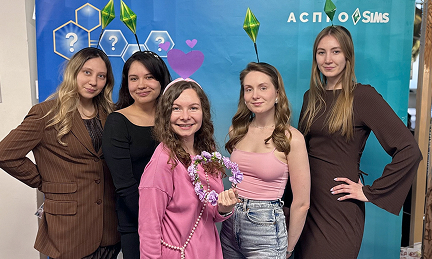 8 марта в стиле Sims